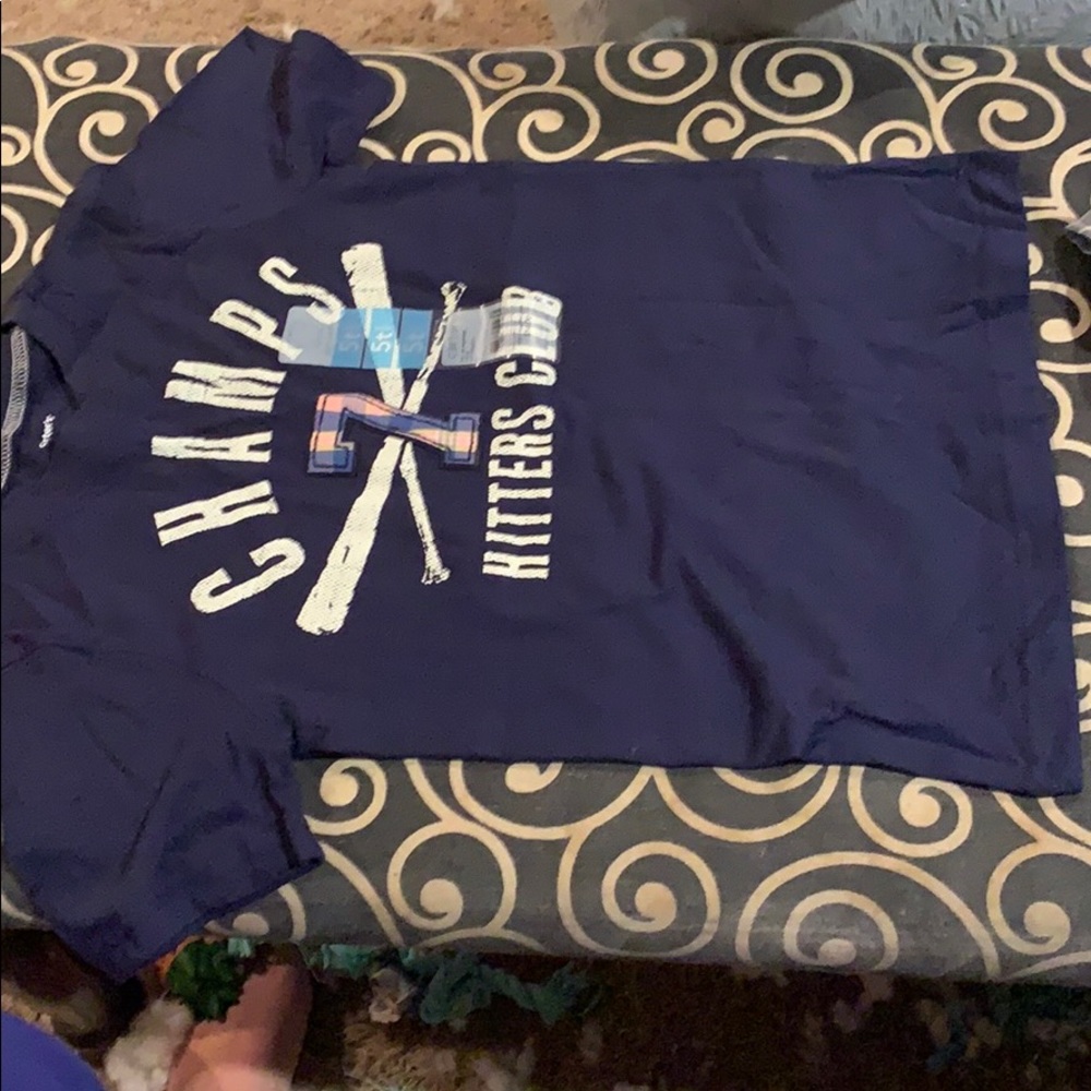 NWT. TShirt